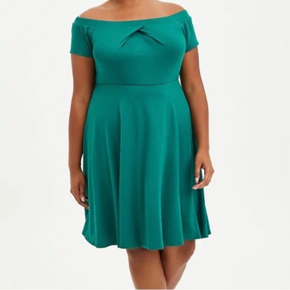 Torrid Ponte Skater Dress - Picture 4 of 4